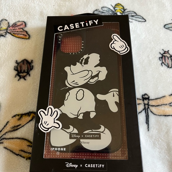 Brand new Phone case only has been use twice. Very well taken care off. - Picture 2 of 2